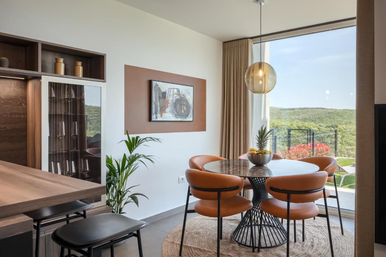 Royal Hilltop Residence Labin  Exterior foto