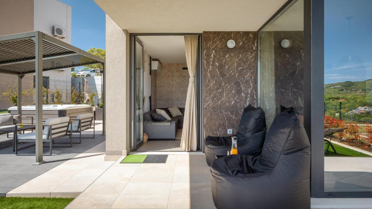 Royal Hilltop Residence Labin  Exterior foto