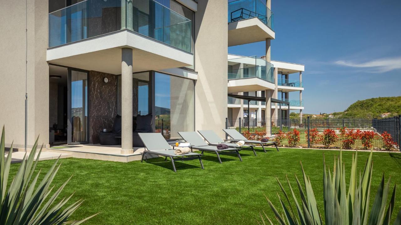 Royal Hilltop Residence Labin  Exterior foto