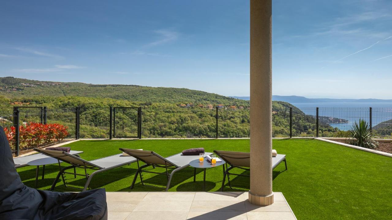 Royal Hilltop Residence Labin  Exterior foto