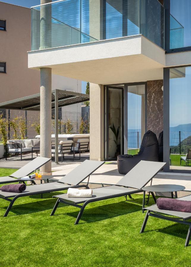 Royal Hilltop Residence Labin  Exterior foto